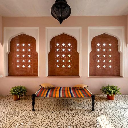 Sum Jaipur Hotel Exterior photo