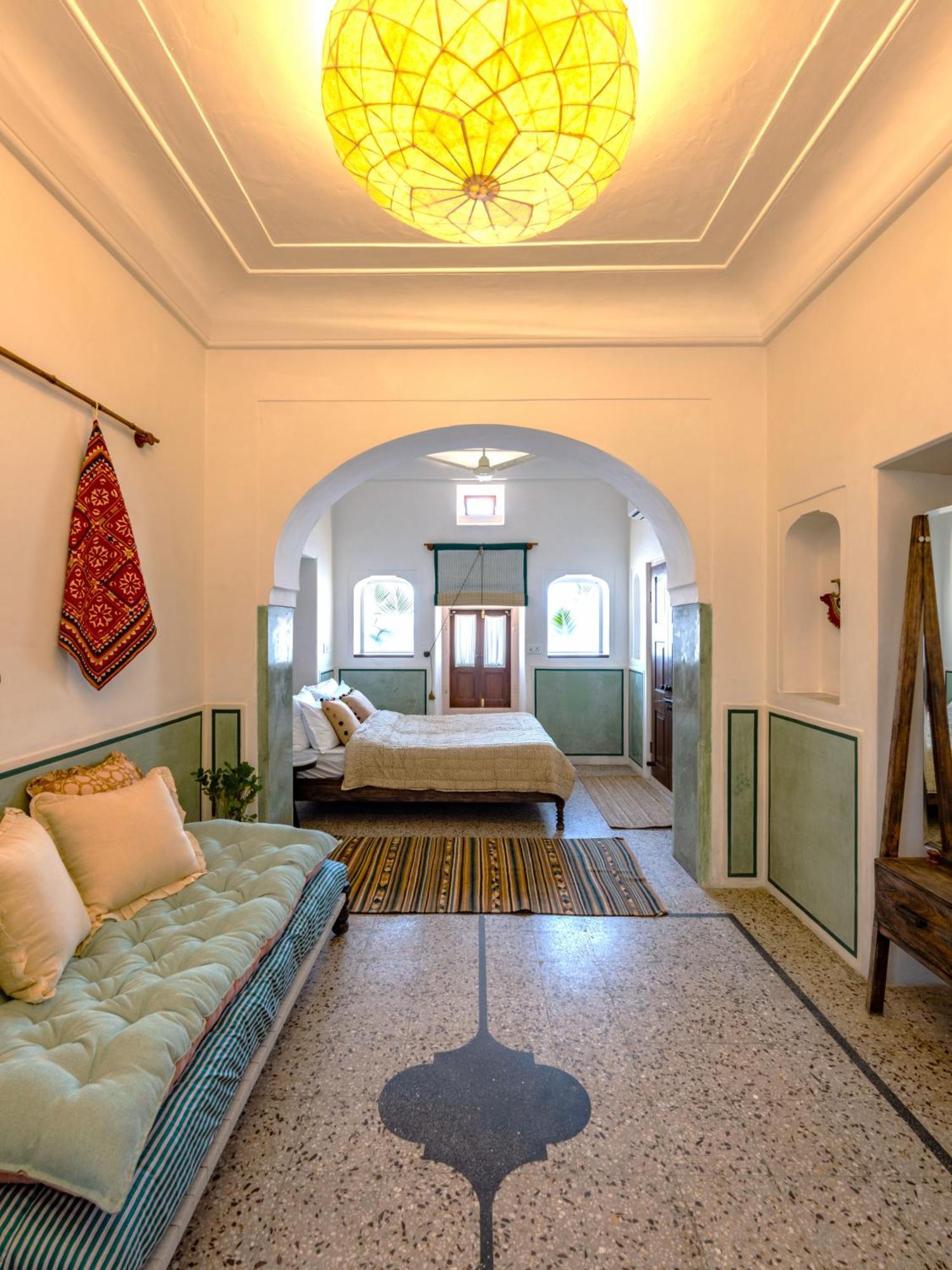 Sum Jaipur Hotel Exterior photo