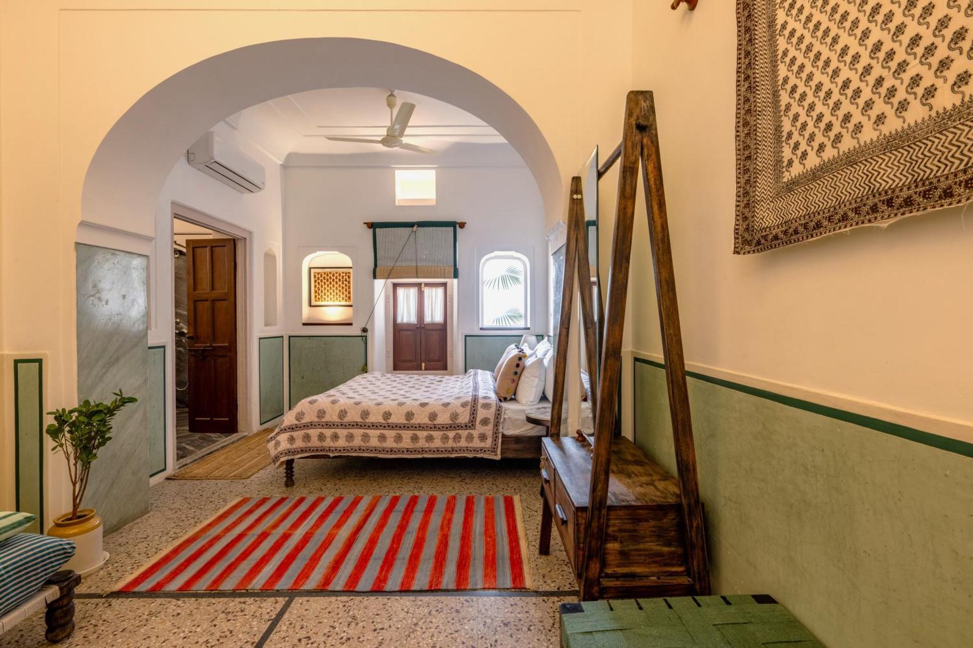 Sum Jaipur Hotel Exterior photo