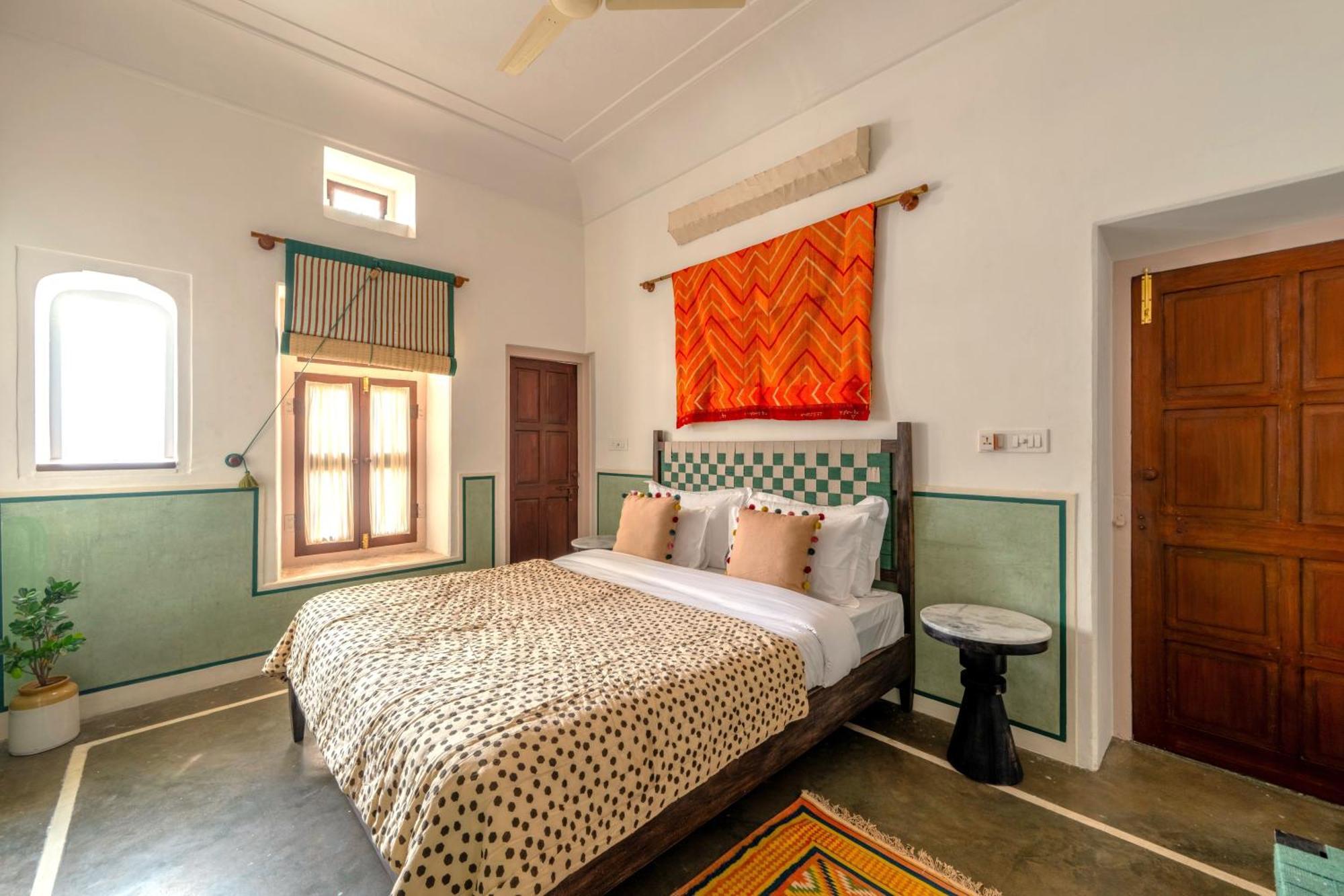 Sum Jaipur Hotel Exterior photo